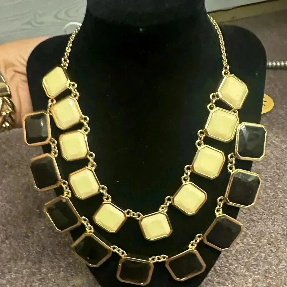Kate Spade “Frame of Mind” Gold Tone Necklace w Dust Bag